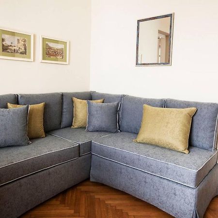Pagrati Hilton Location Bentzi Family Suite 5 雅典 外观 照片