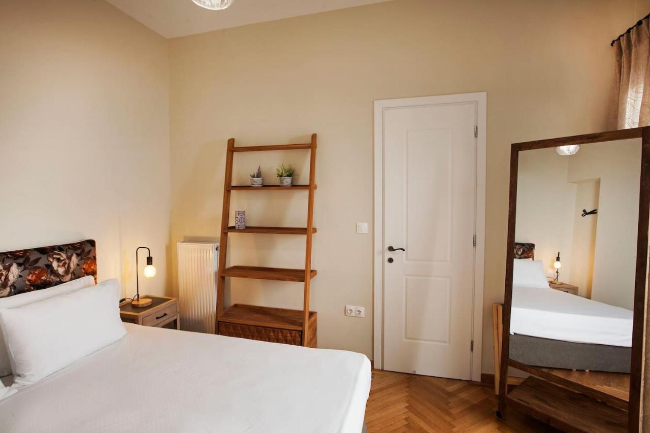 Pagrati Hilton Location Bentzi Family Suite 5 雅典 外观 照片