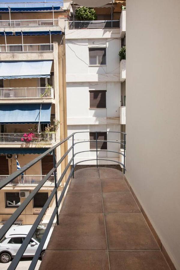 Pagrati Hilton Location Bentzi Family Suite 5 雅典 外观 照片