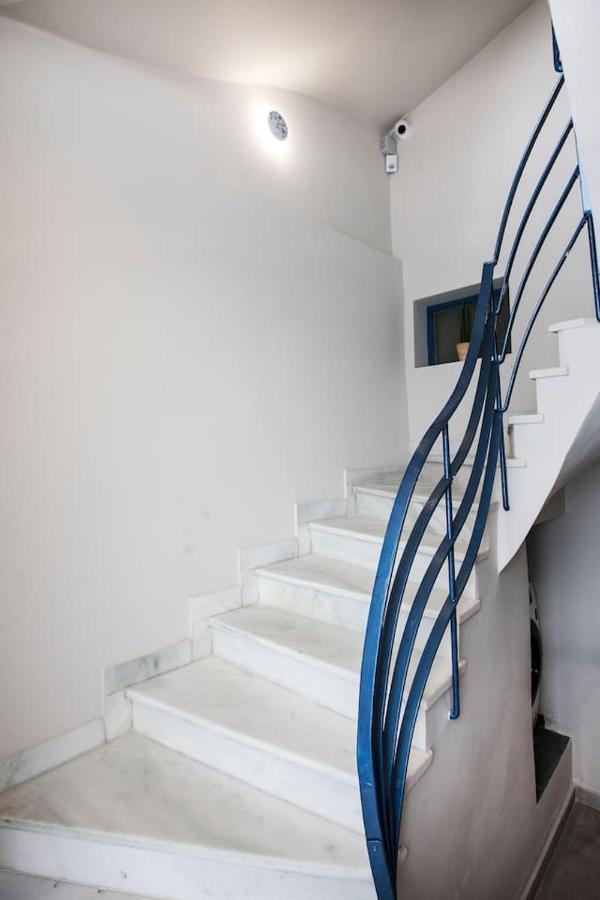 Pagrati Hilton Location Bentzi Family Suite 5 雅典 外观 照片